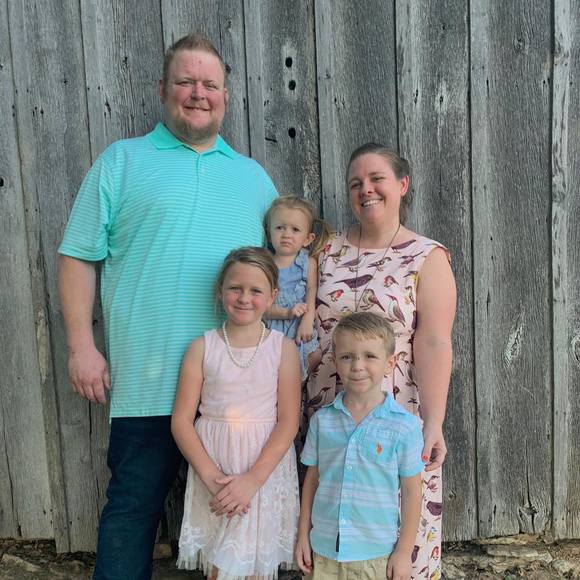 Meet your Posher, Emily - Picture 1 of 1